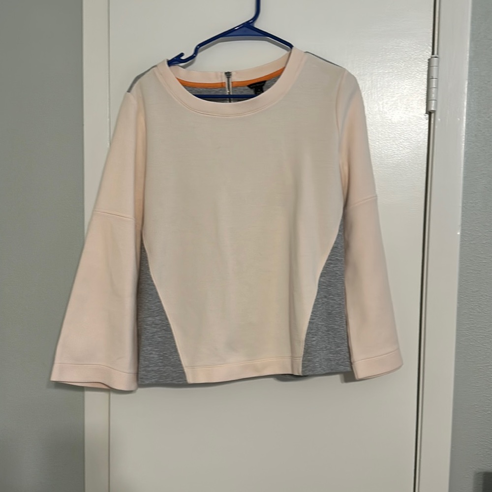 Ann Taylor peach and grey lightweight sweater size medium